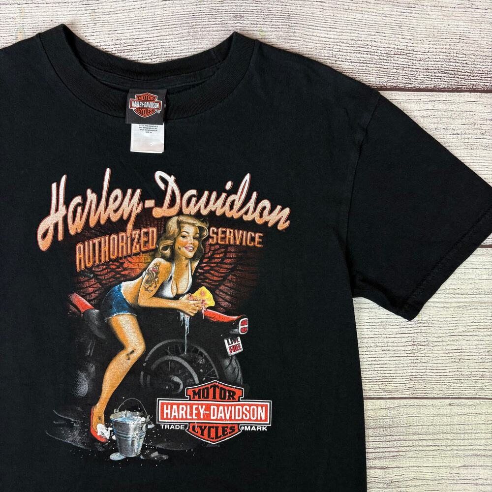 2014 Harley Davidson Motorcycles Pin Up Girl Kansas City T-shirt